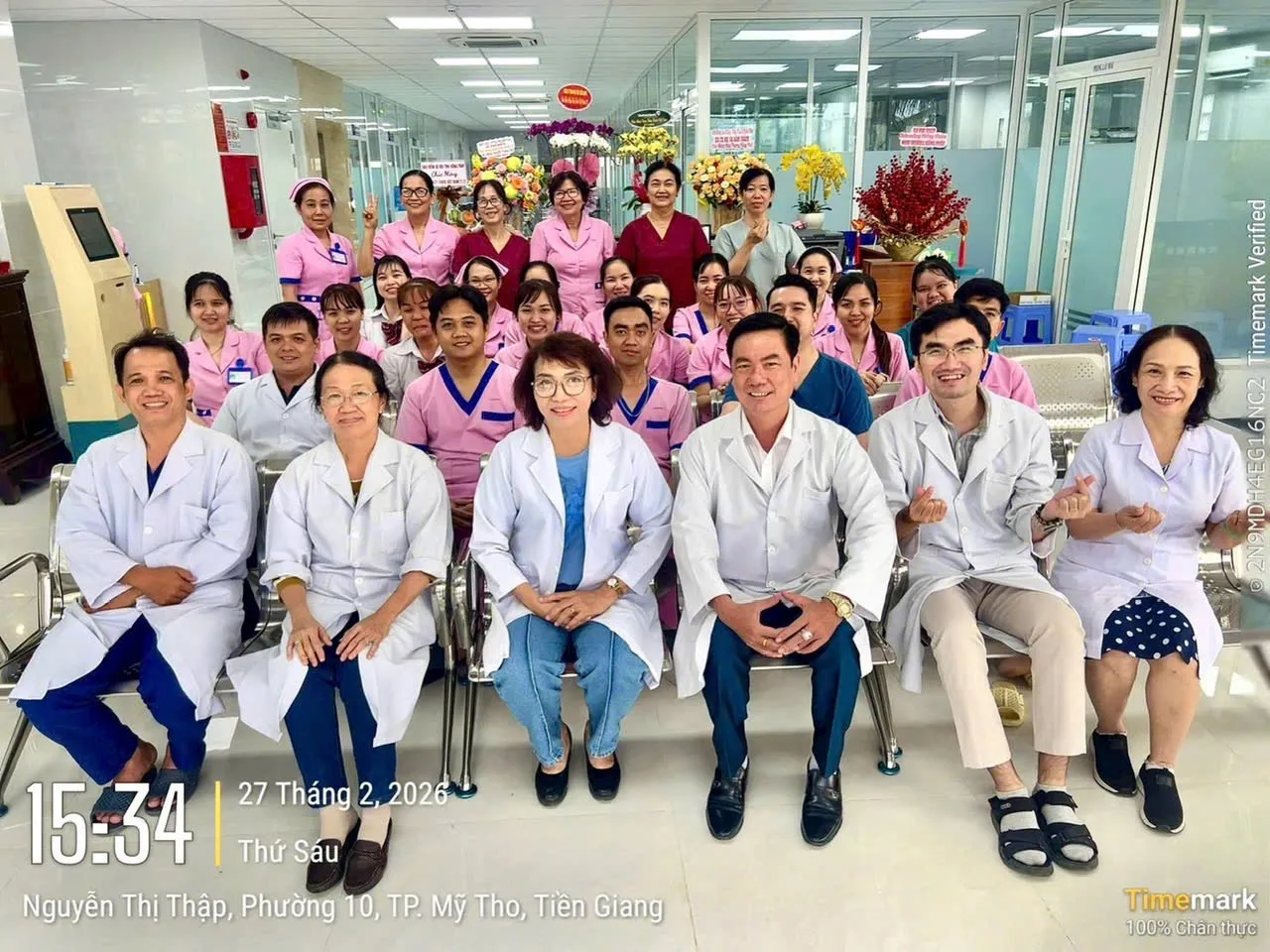 Tuyển dụng điều dưỡng và y sĩ